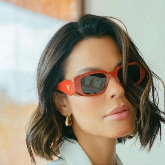 NEW PR17WS 12N5S0 PRADA SUNGLASSES SPR 17W RED UNISEX EYEWEAR PRADA PR 17WS - Picture 2 of 15